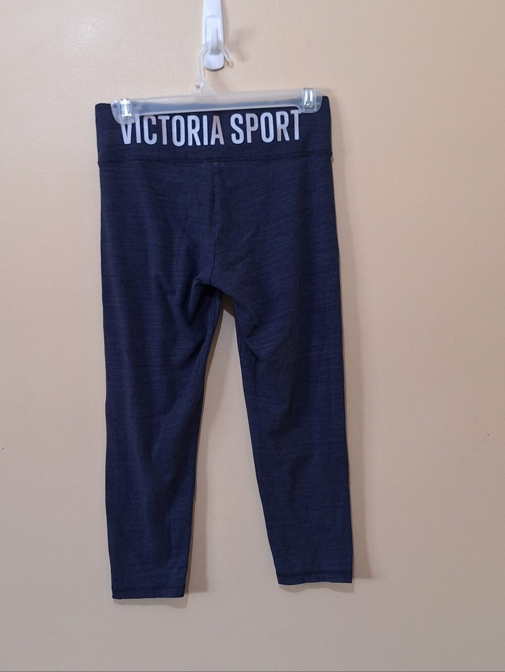 Victoria's Secret Victoria Sport Cropped Leggings